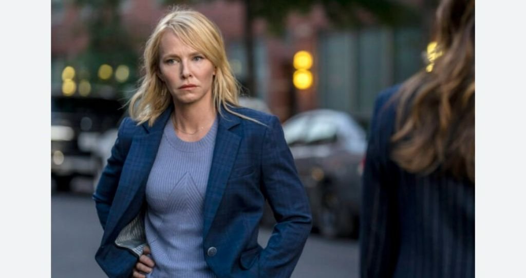  Is Kelli Giddish Pregnant