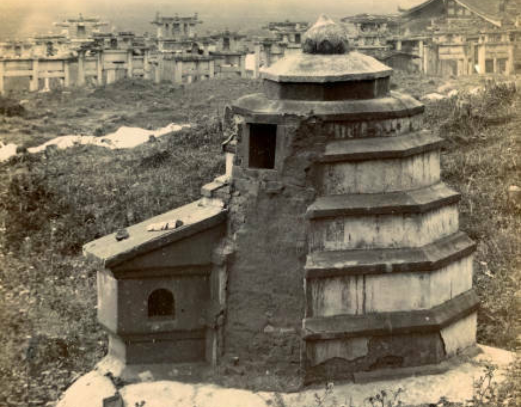 The Baby Tower China Inside