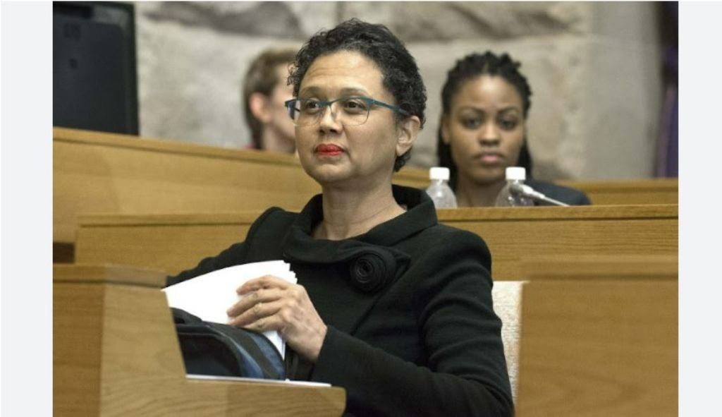 Tina Joemat Pettersson Suicide