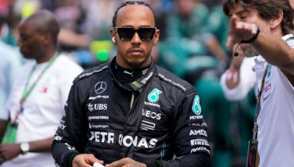 Lewis Hamilton Trans