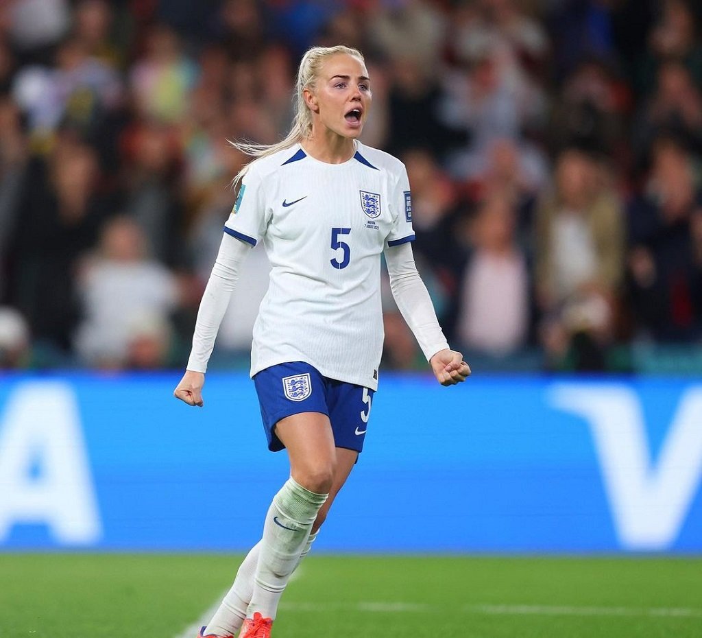 Alex Greenwood Sister