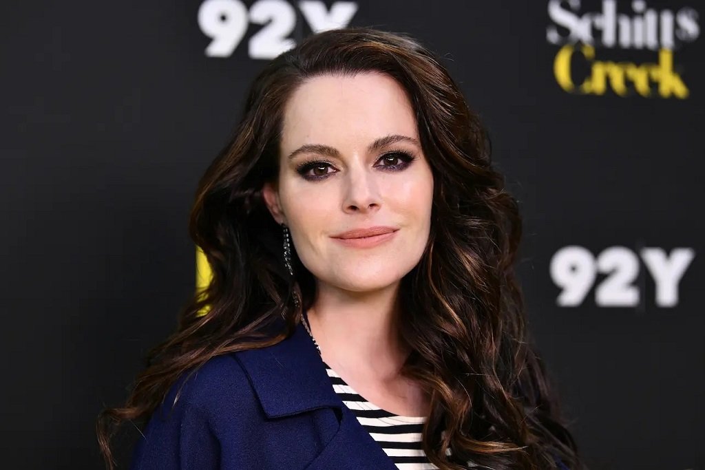 Emily Hampshire Parents