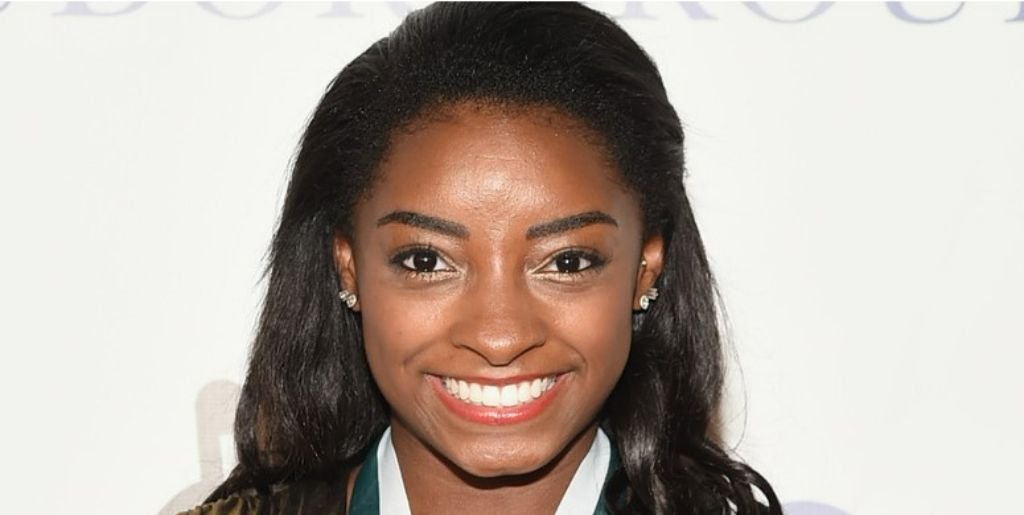 Simone Biles Teeth