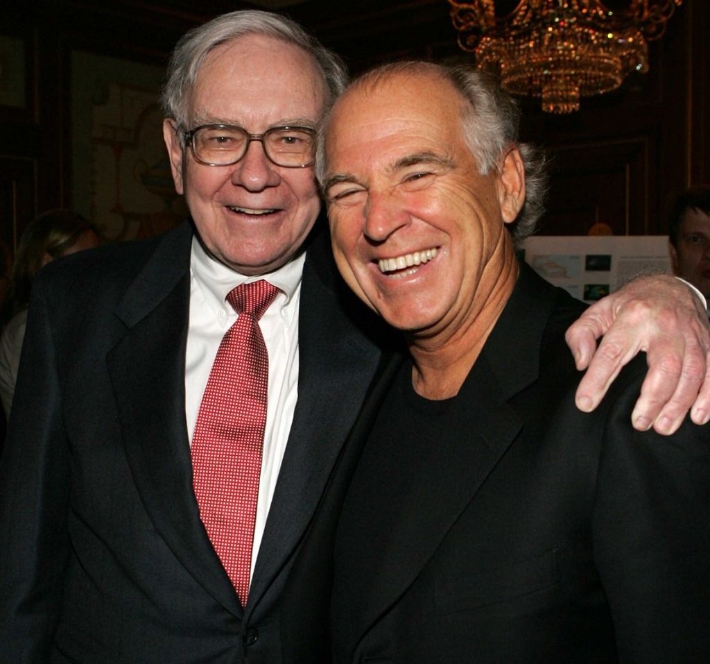 Is Warren Buffett Related To Jimmy Buffett