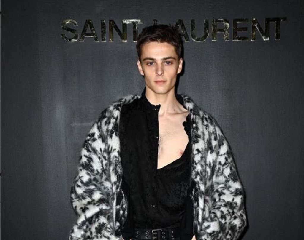 Corey Fogelmanis parents