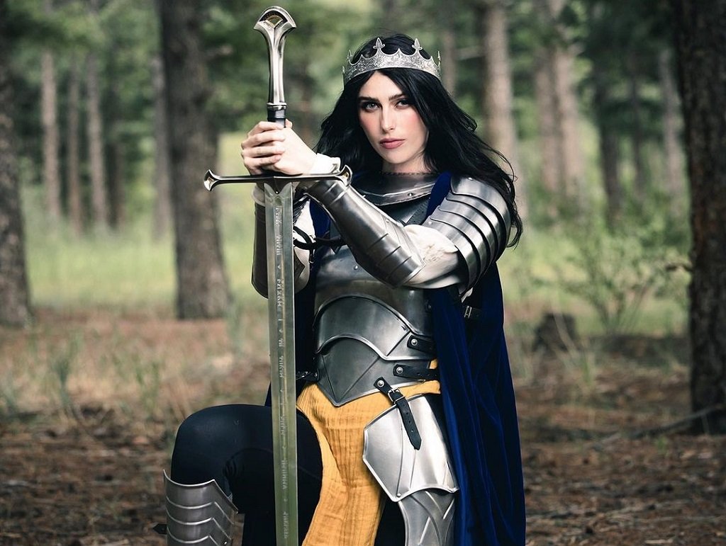 Is Savana Ray Trans?