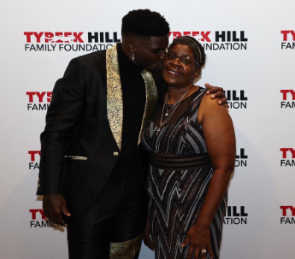 Tyreek Hill Siblings: Meet His Brother Daxton Hill