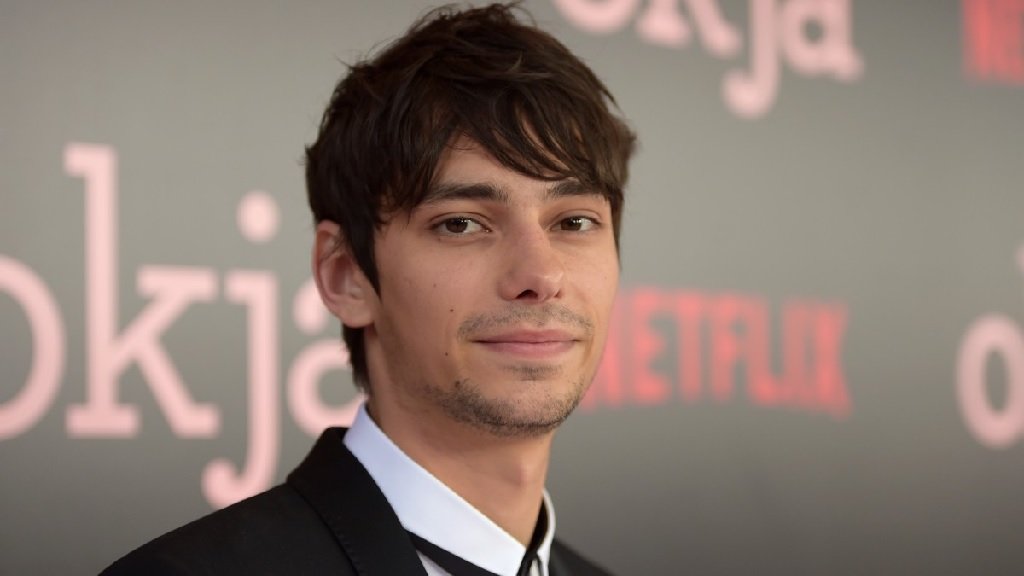 Devon Bostick accident