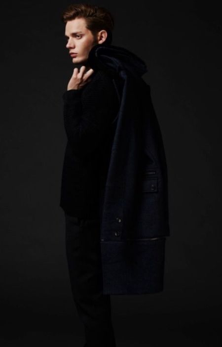 Dominic Sherwood model