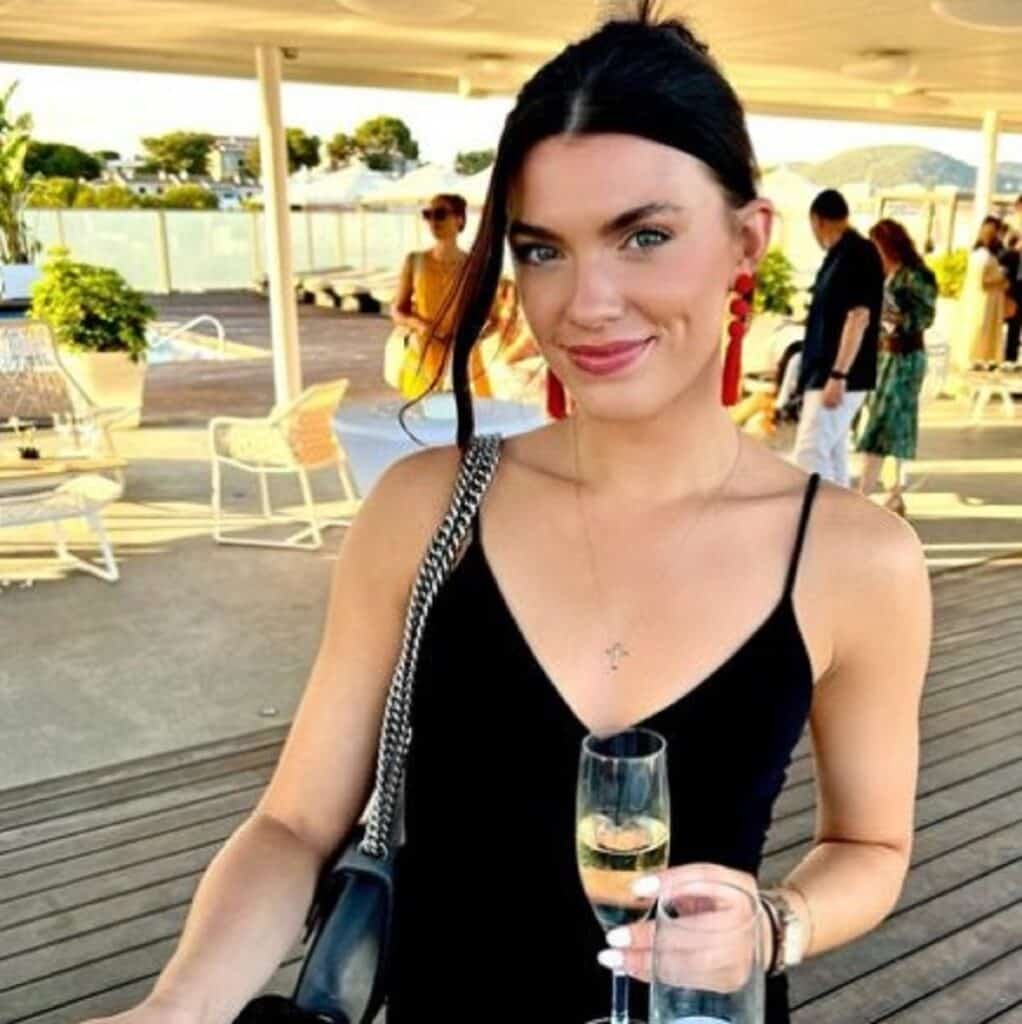 Who Is Gabriella Elnicki From The Bachelor Family Net Worth