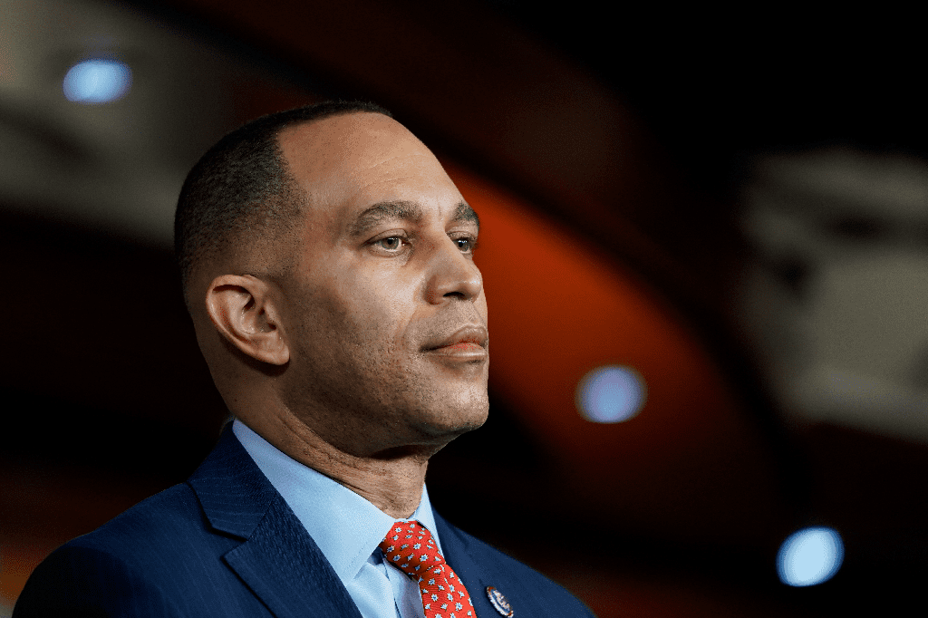 Hakeem Jeffries Religion: Is United States Representative Jewish Or ...