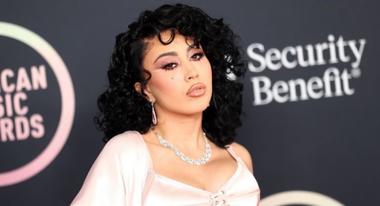 Kali Uchis Lips: Has She Done A Surgery? Before And After