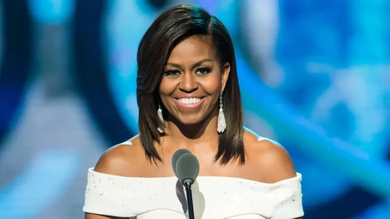Michelle Obama Sexuality: No, She Is Not A Trans, Husband And Kids