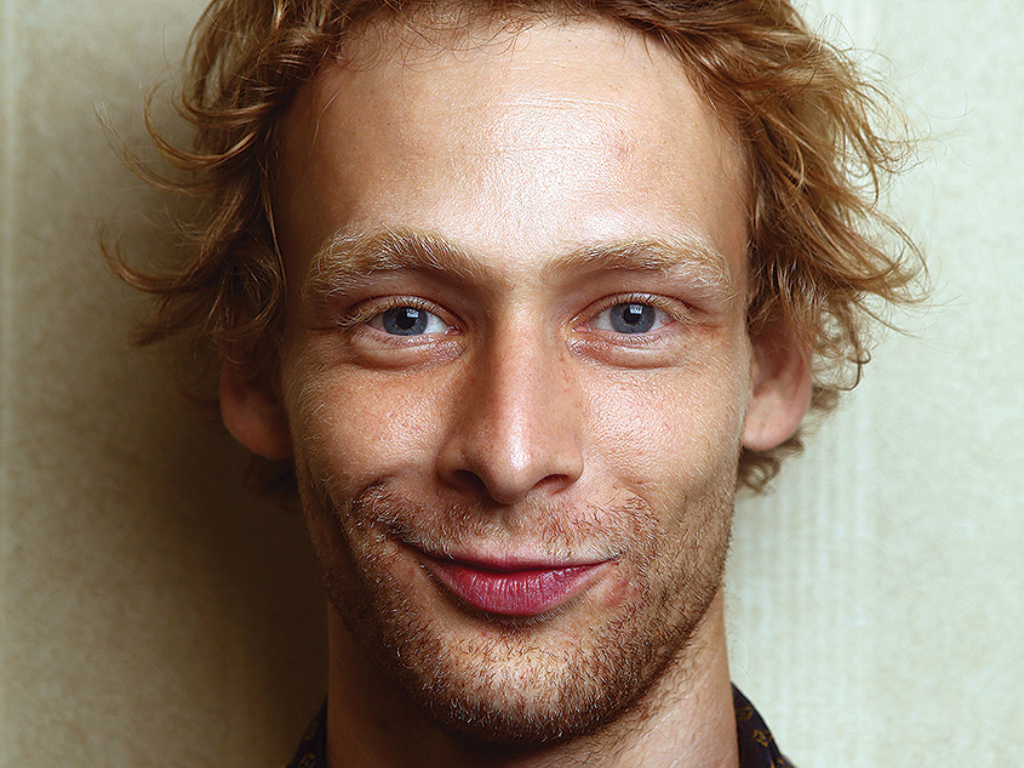 Johnny Lewis