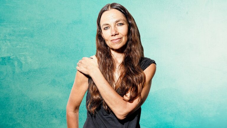What Happened To Justine Bateman Face? Health Update