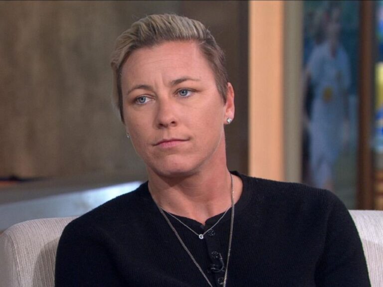 Abby Wambach family and siblings