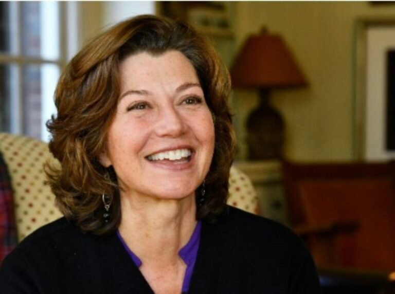 Did Amy Grant Get A Facelift Surgery? Plastic Surgery Before And After