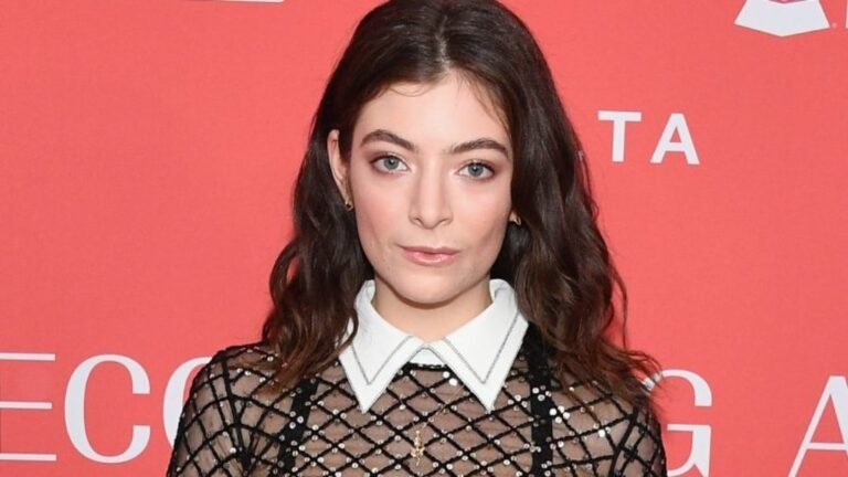 Lorde Sexuality: No, She Is Not Trans, Lesbian Rumors