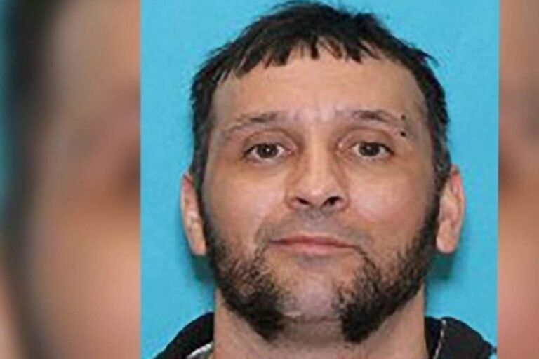 Mark Muffley, Man Arrested With An Explosive Device To A Pennsylvania Airport