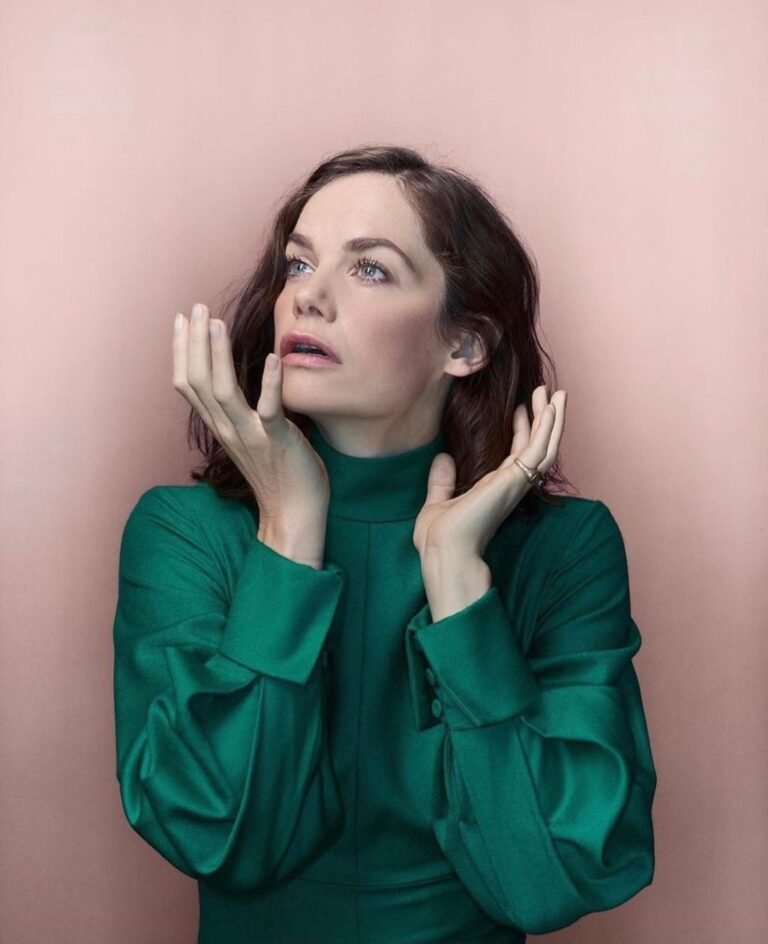 Ruth Wilson Husband: Is she Married?