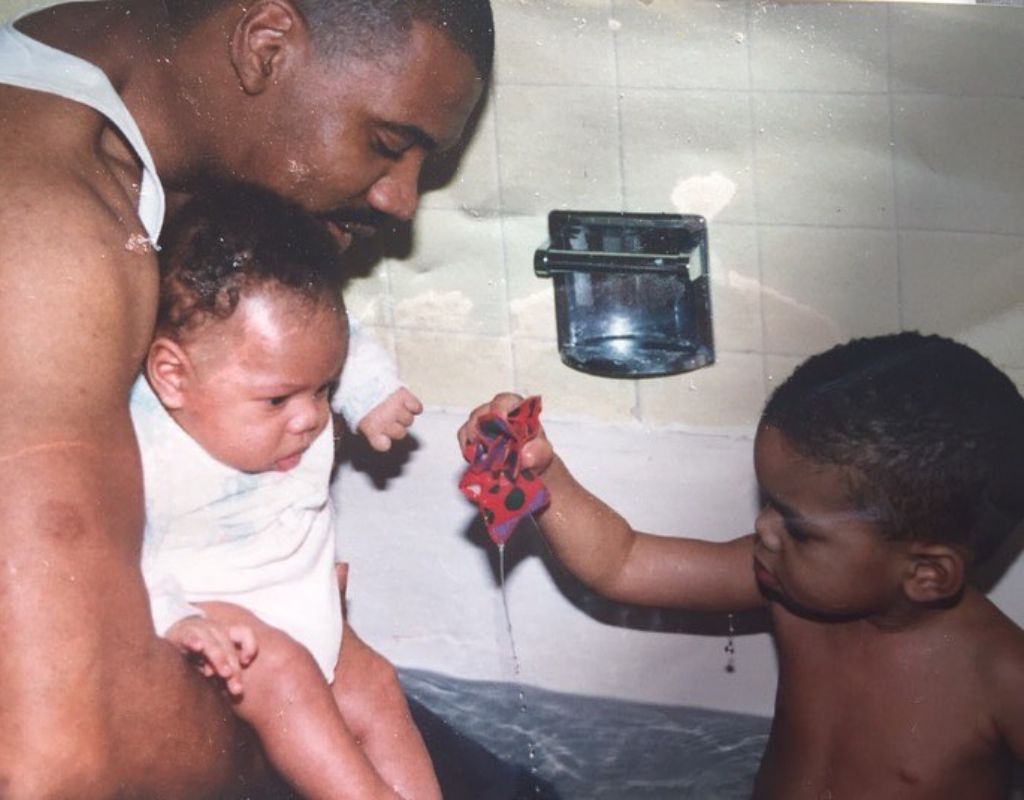 Chance The Rapper Parents: Chance The Rapper's old photo with his Father and brother.