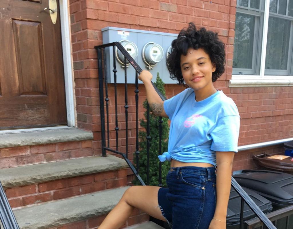 Kiersey Clemons Parents: Kiersey Clemons has a net worth of $1 million and has starred in numerous films and TV shows.