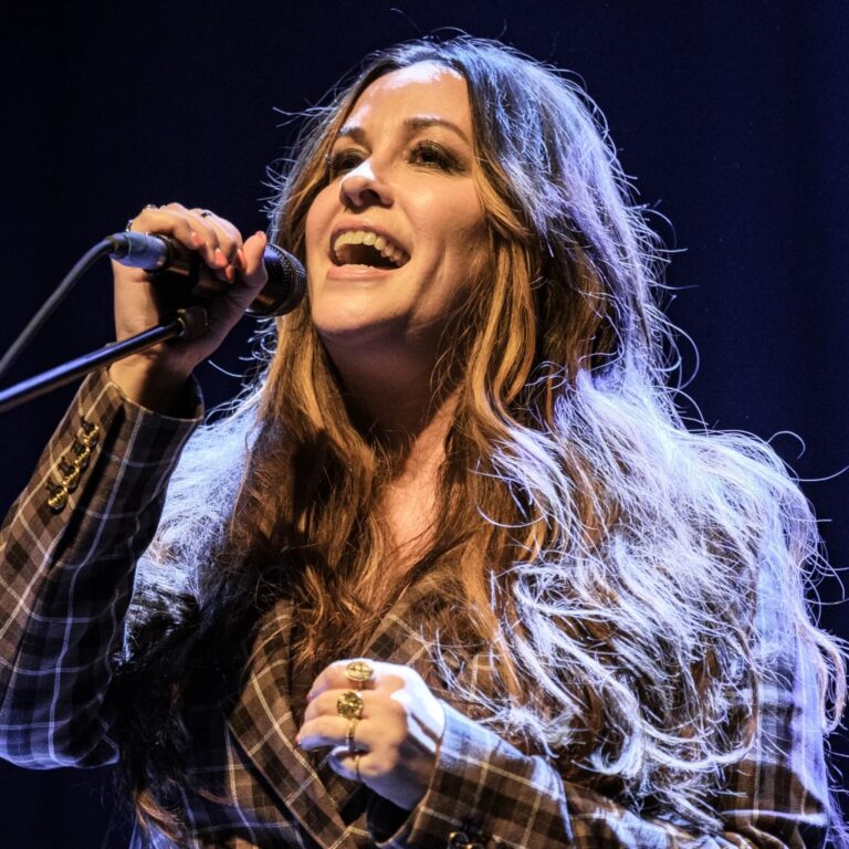 Alanis Morissette Weight Loss: Then And Now Photos, Illness And Health Update