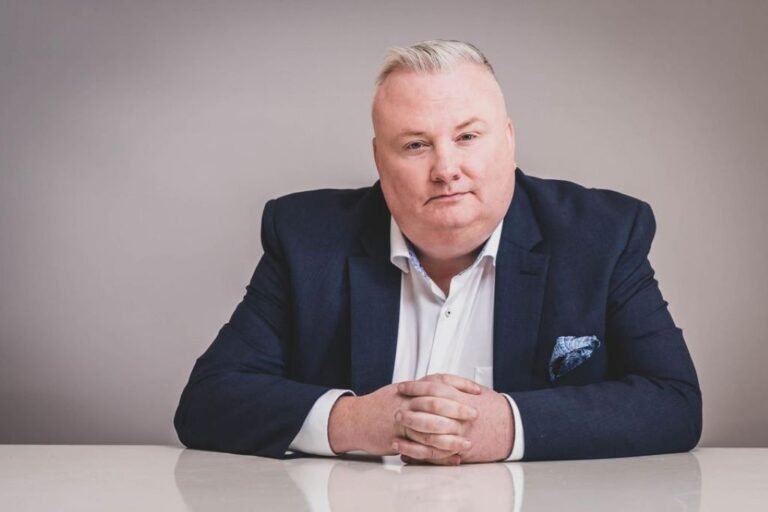 Who Are Stephen Nolan Son And Daughter? Kids And Wife