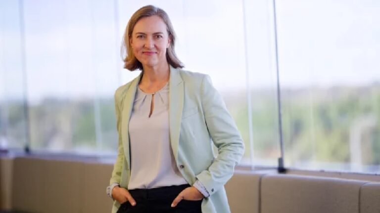 Who Is Fiona Hick Husband? Married Life And Kids