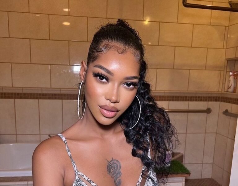 Is Jessica White Gay Or Lesbian: Gender And Sexuality Explored