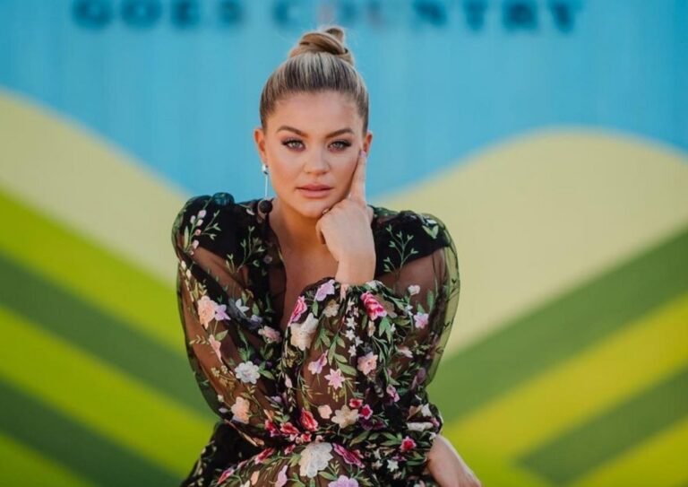 Who Are Lauren Alaina Parents J.J. And Kristy? Ethnicity And Siblings