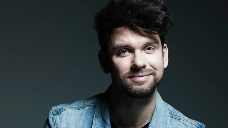 Is Eoghan Mcdermott Gay Or Does He Have Wife? Rumors Explained
