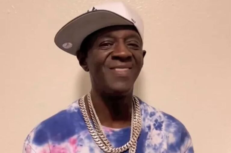 What Happened To Flavor Flav Teeth? Before And After Photos