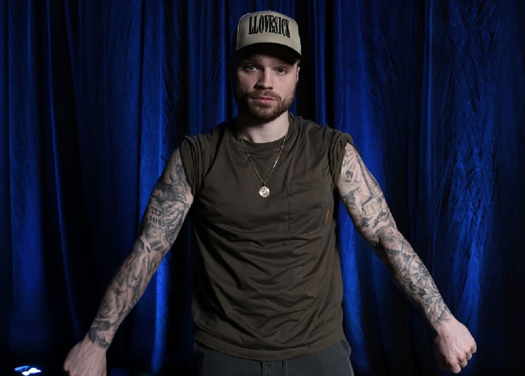 Max Domi tattoos