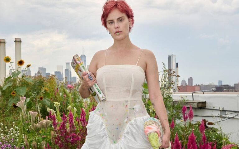 Is Tallulah Willis Lesbian Rumors True? Engagement Ring And Photo