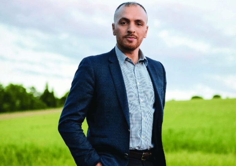 Matthieu Valet Origine Parents: Where Are They From? Family Ethnicity