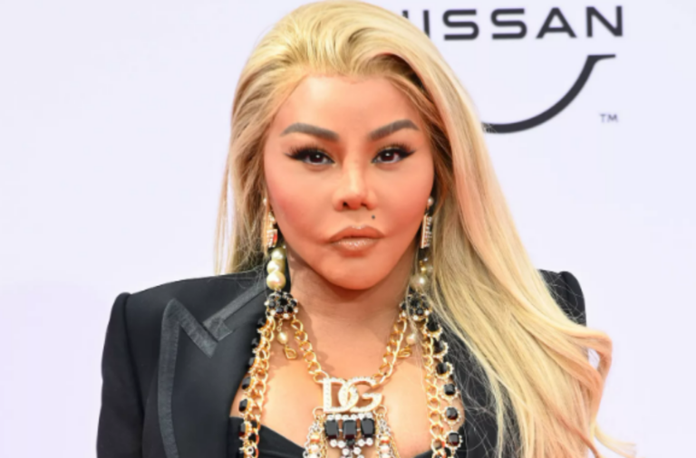 Lil Kim Siblings: Meet Brother Christopher Jones And Sister Misa Hylton