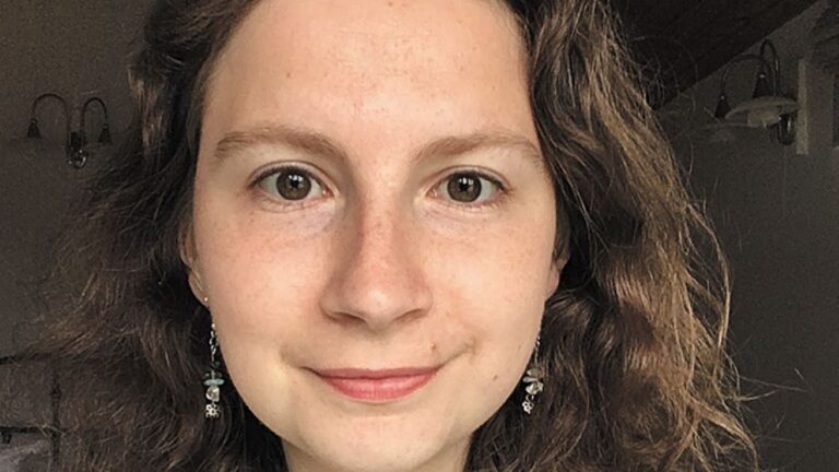 Fact Check: Is Alexis Feather, Alex Keeler Sister? Sibling Details