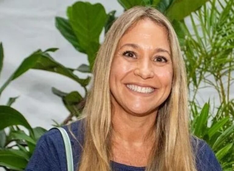 Tulia Snopek Wikipedia And Age The Public Figure