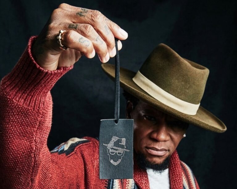 Who Is LaDonna Hughley, DL Hughley Wife? Childrens