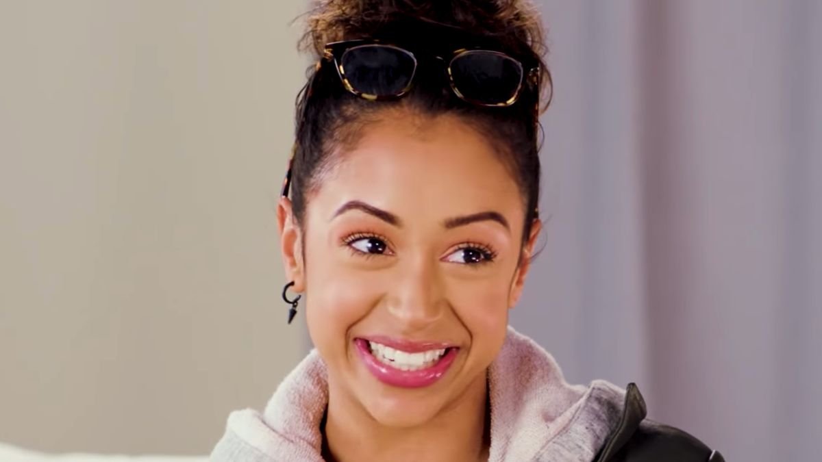 Liza Koshy Siblings: Meet 2 Sisters And Brother