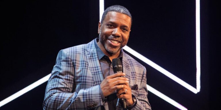 Rumors Of Creflo Dollar’s Death Debunked As The Pastor Shares A Vibrant Christmas Message Promoting Health And Joy With His Followers