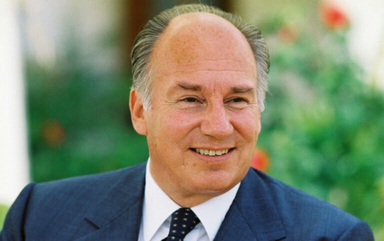 Late Aga Khan IV Failed Marriage With Ex-Wife Sarah Croker Poole And Gabriele Homey