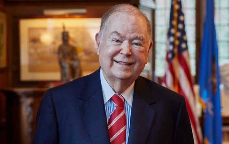 Late David Boren Married Molly Shi After His Divorce With Janna Lou Little